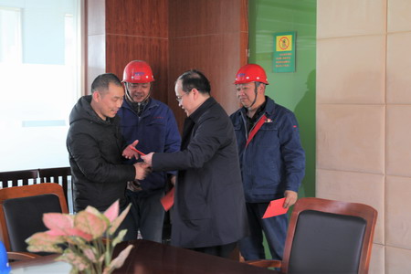 集團(tuán)黨委開展走訪慰問活動(dòng) 集團(tuán)黨委開展走訪慰問活動(dòng)