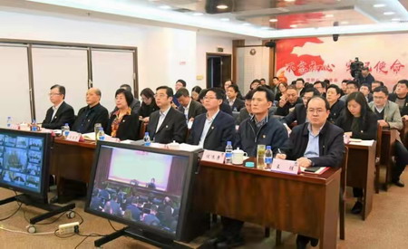 黨史學(xué)習(xí)教育省委宣講團(tuán)宣講報(bào)告會在蘇鹽集團(tuán)舉行