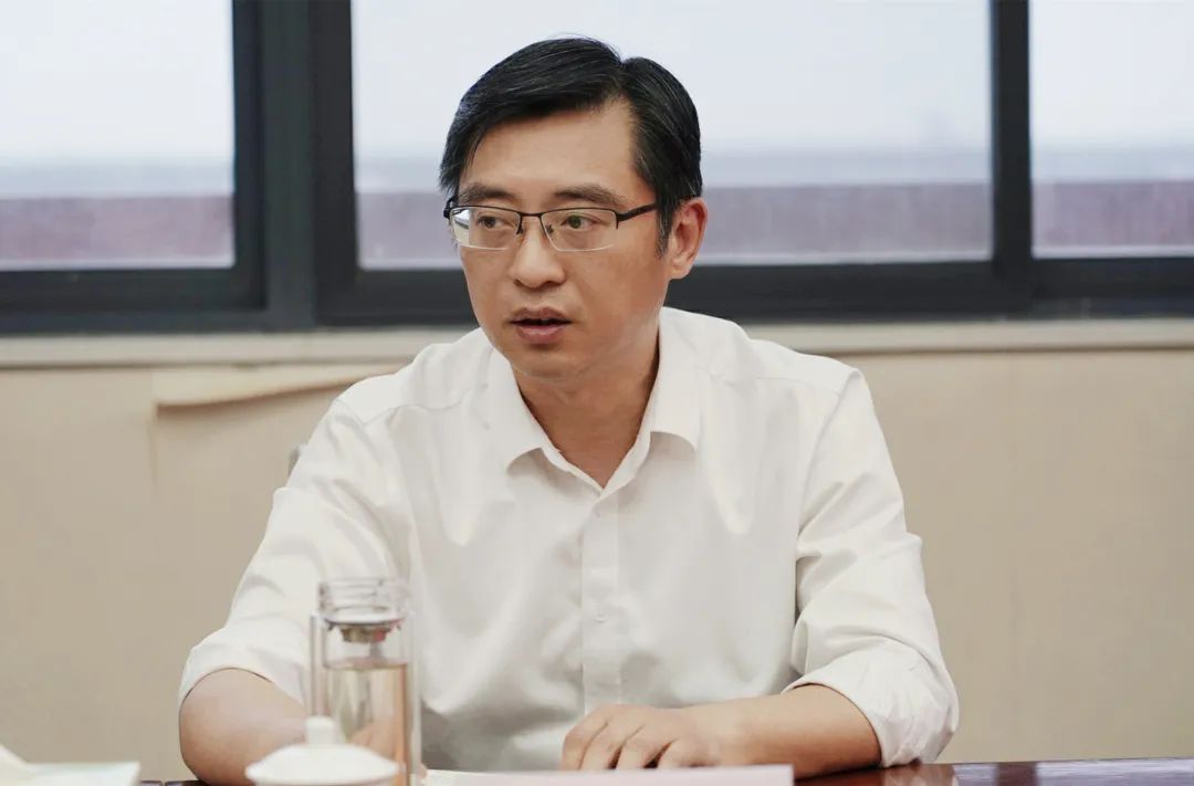 蘇鹽集團(tuán)黨委書記、董事長(zhǎng)章朝陽赴蘇鹽井神公司主持召開書記辦公會(huì)