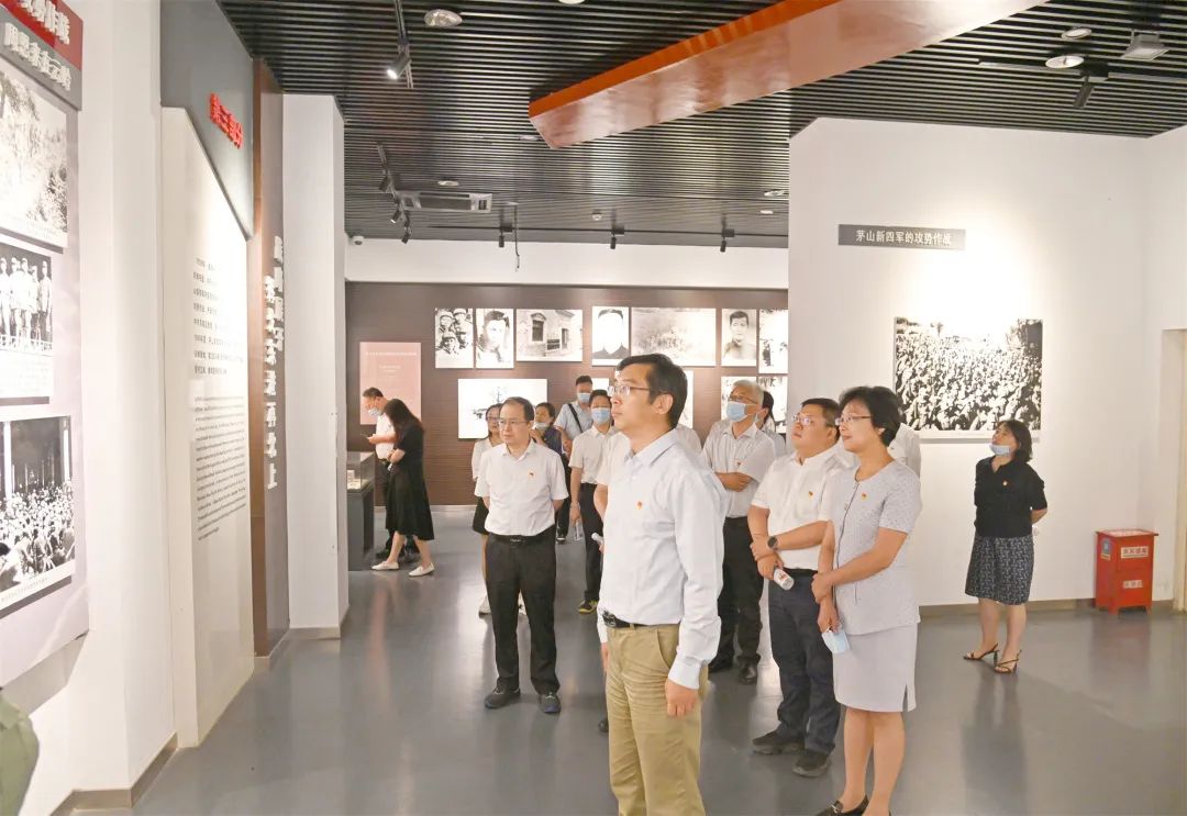 蘇鹽集團開展“學(xué)習(xí)鐵軍精神 汲取奮進力量”主題黨日活動 蘇鹽集團開展“學(xué)習(xí)鐵軍精神 汲取奮進力量”主題黨日活動