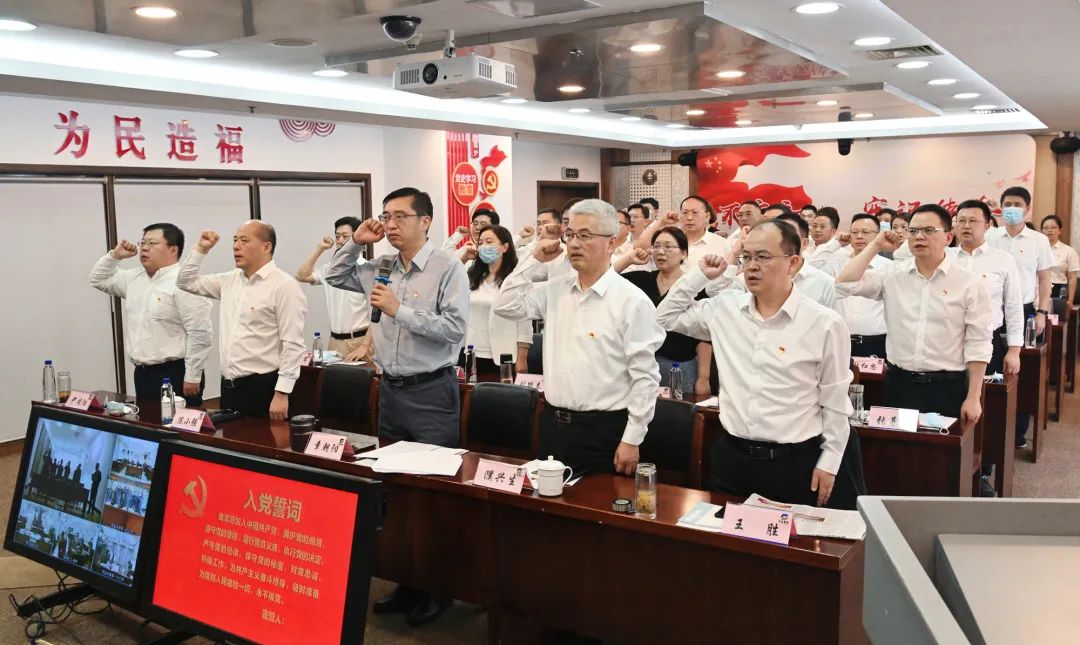 蘇鹽集團隆重舉行“慶祝建黨101周年 喜迎黨的二十大”活動